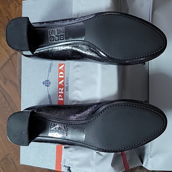 Prada pumps - Picture 9 of 9